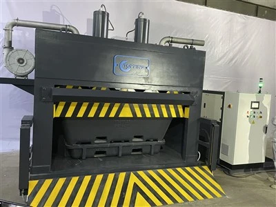 Recyclingmachine voor aluminiumafval